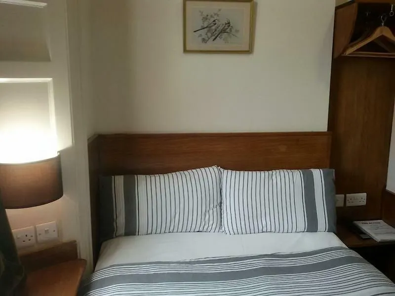 Adelphi Hotel Edinburgh 2*,