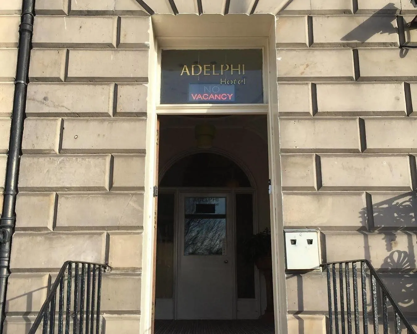 ** Penzion Adelphi Hotel EDI Velká Británie